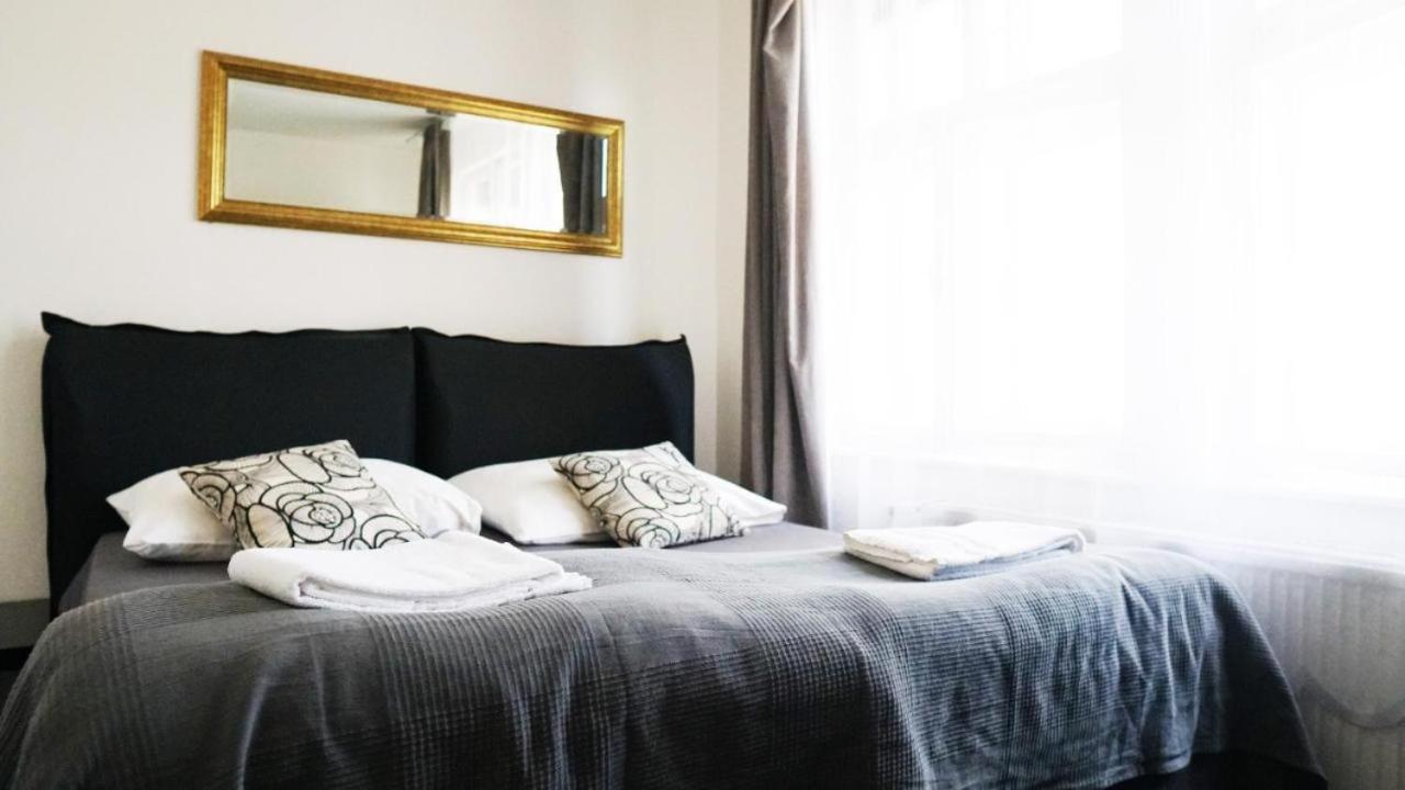 Thai Sun Hostel Πράγα Εξωτερικό φωτογραφία