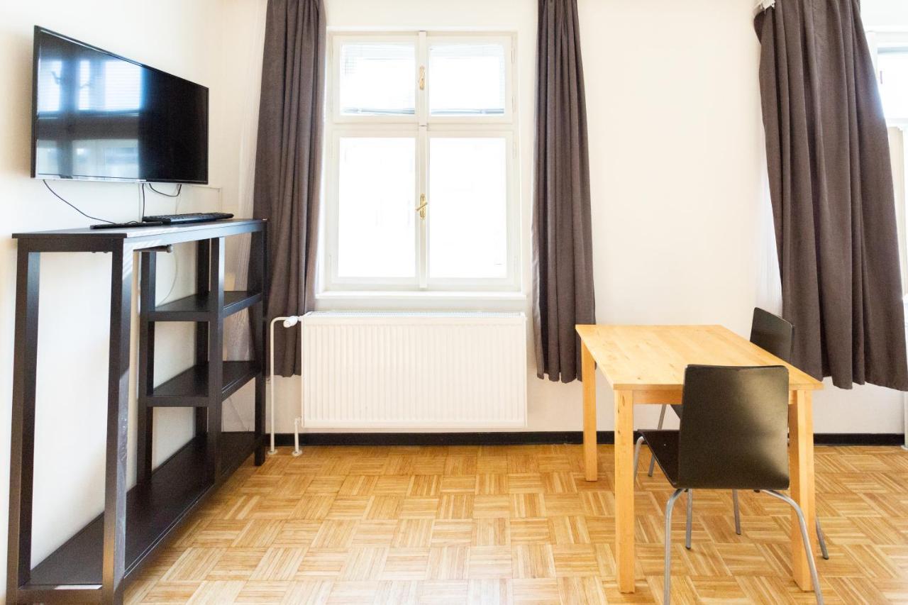 Thai Sun Hostel Πράγα Εξωτερικό φωτογραφία