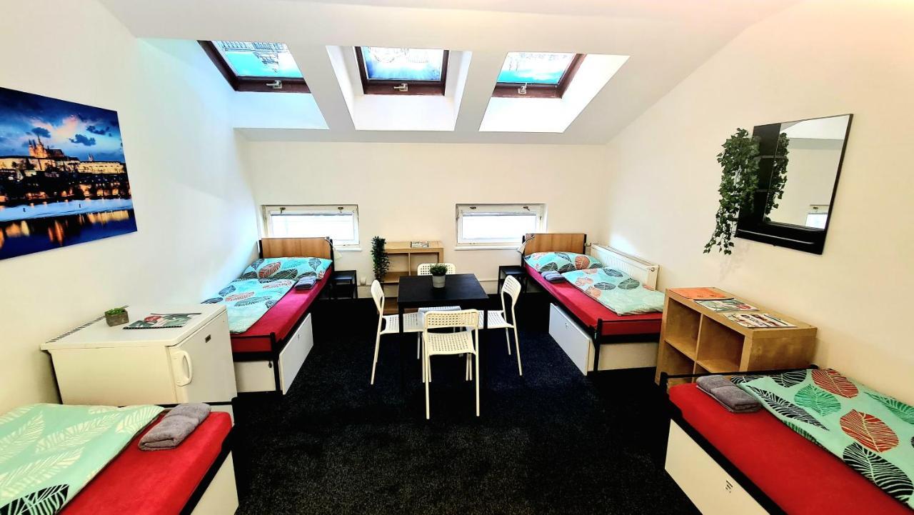 Thai Sun Hostel Πράγα Δωμάτιο φωτογραφία