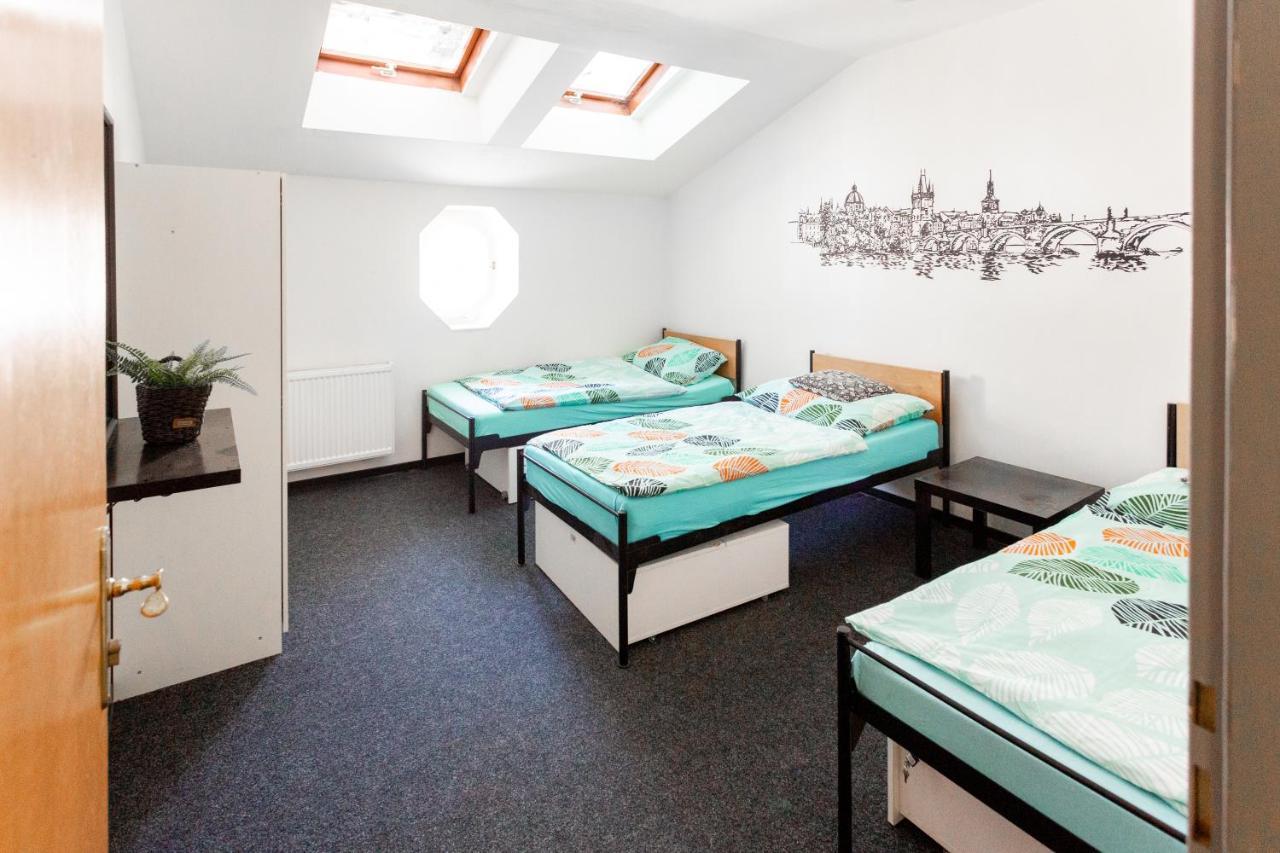 Thai Sun Hostel Πράγα Δωμάτιο φωτογραφία