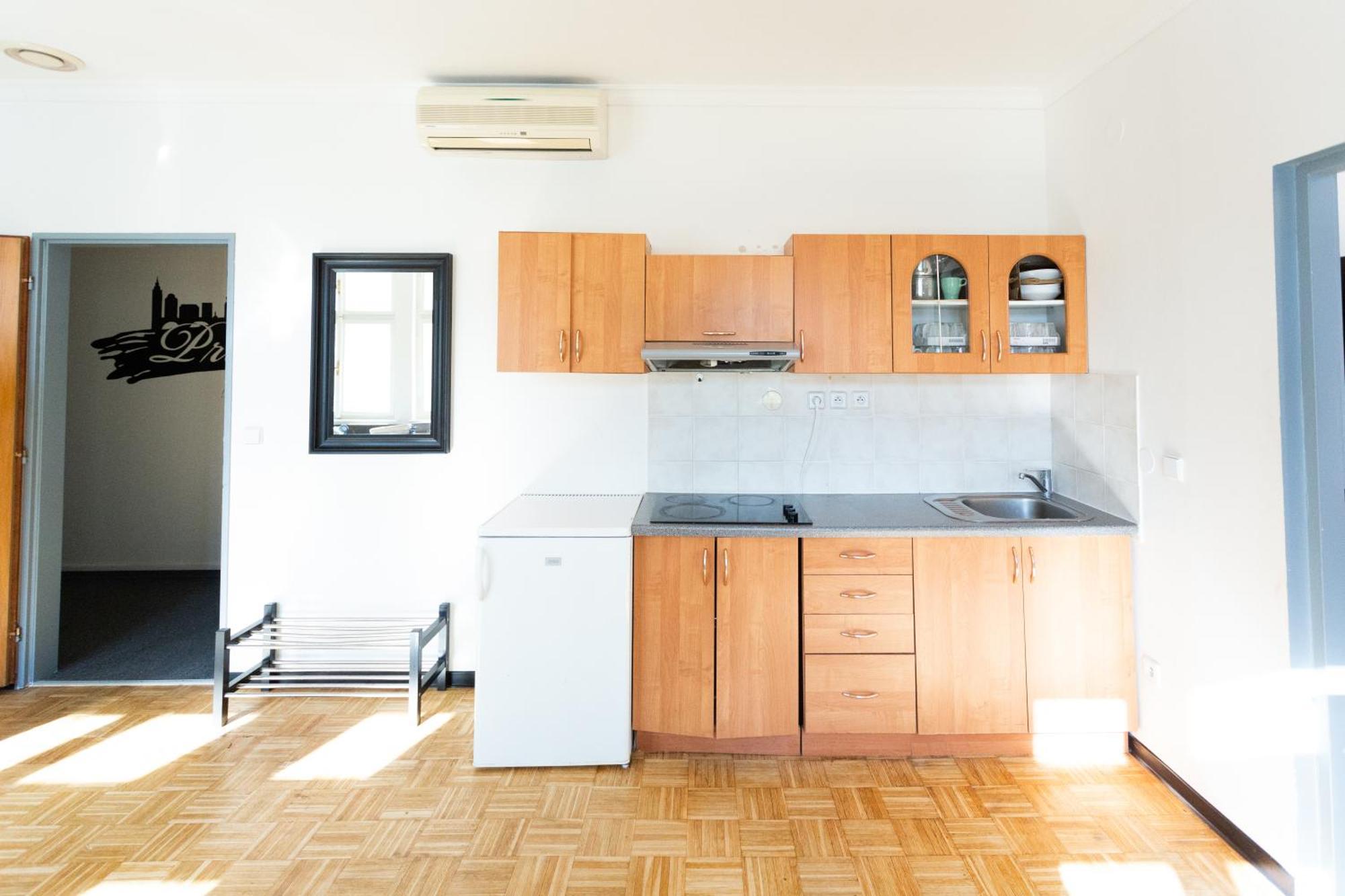 Thai Sun Hostel Πράγα Δωμάτιο φωτογραφία